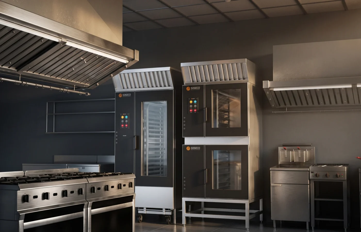 Cucina professionale in acciaio con i forni Gierre Sogeco sotto la cappa di aspirazione